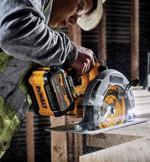 cumpără Fierăstrău DeWalt DCS573T1 în Chișinău 