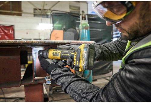 купить Болгарка (УШМ) DeWalt DCG420N, 18V (compact) в Кишинёве 