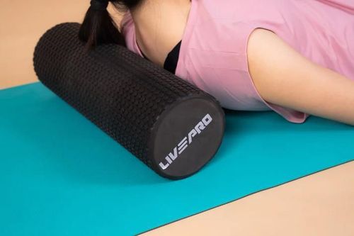 купить Валик для массажа LivePro LP8230/45/BK Rolă spumă EVA 45cm в Кишинёве 