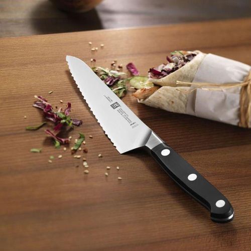 купить Нож Zwilling 38425-141-0 14cm в Кишинёве 