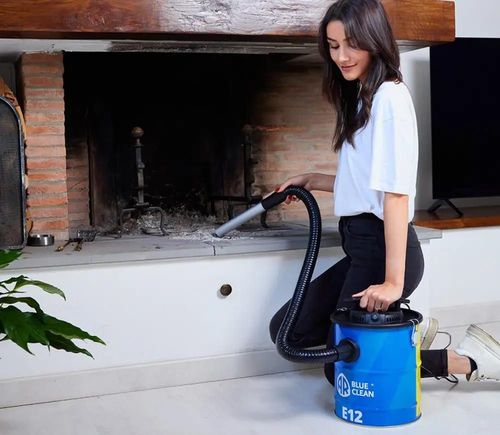 cumpără Aspirator industrial Annovi Reverberi 52445 Пылесос для пепла 600W 12L 110mbar 21l/s E12 în Chișinău 