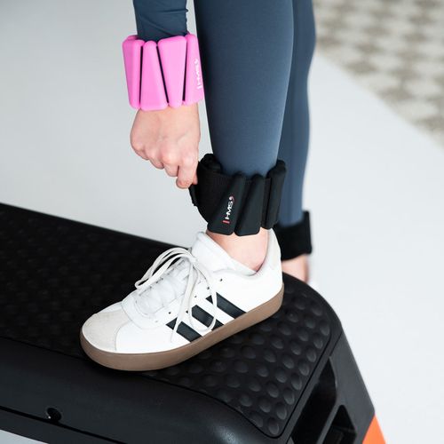 купить Утяжелители для рук и ног HMS 2971 Greutati silicon 2x0.5kg SKN01 Pink (17-47-325) в Кишинёве 