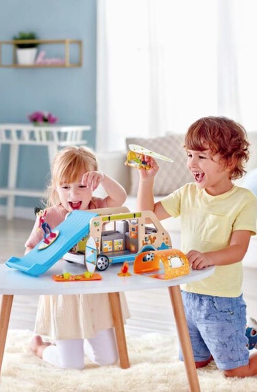 купить Игровой комплекс для детей Hape E3407 Set de joaca Furgoneta de aventuri в Кишинёве 