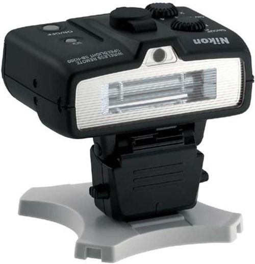 купить Фото-вспышка Nikon Blit Wireless Remote Speedlight SB-R200 в Кишинёве 