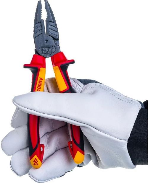 cumpără Clește Milwaukee 4932464572 cleste universal VDE, 180 mm, 4932464572 în Chișinău 