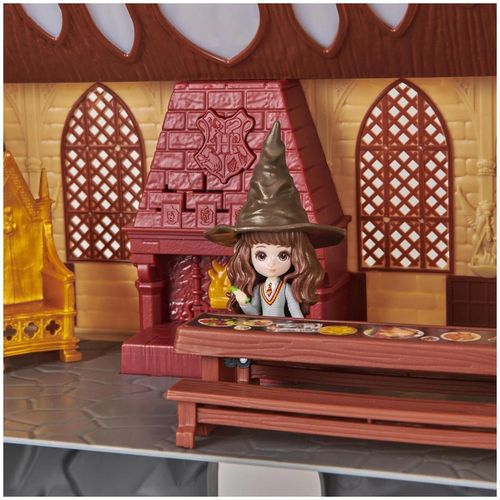 купить Домик для кукол Spin Master 6061842 Harry Potter Castelul Hogwarts в Кишинёве 