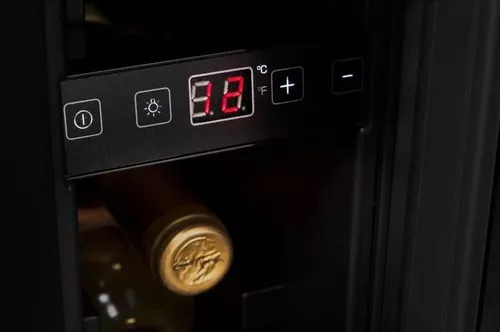 купить Холодильник винный Amica WCF1K15B7.2 в Кишинёве 