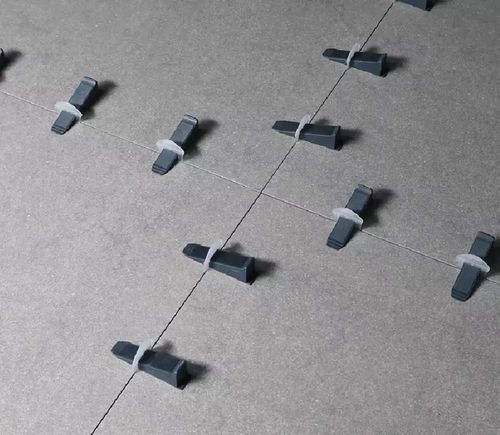 cumpără Set de unelte de mână Bihui BLS4100 Клипсы д/выравн. уров. плитки 4,0mm (100 buc) în Chișinău 