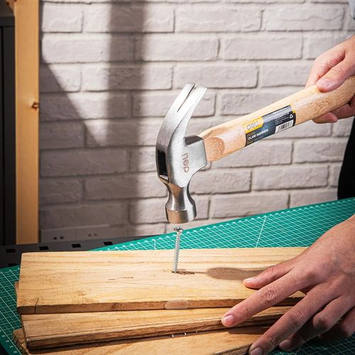 купить Молоток Deli DLE5250 500г деревянная ручка в Кишинёве 