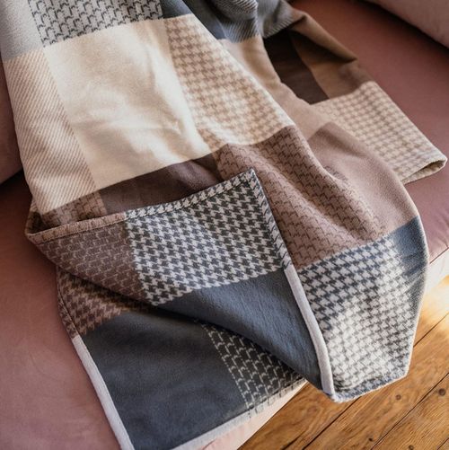 cumpără Textile de casă Ibena 1975/300 Jacquard Baumwolldecke Pittsburgh mith GOTS Zertifikat Brown/grey în Chișinău 