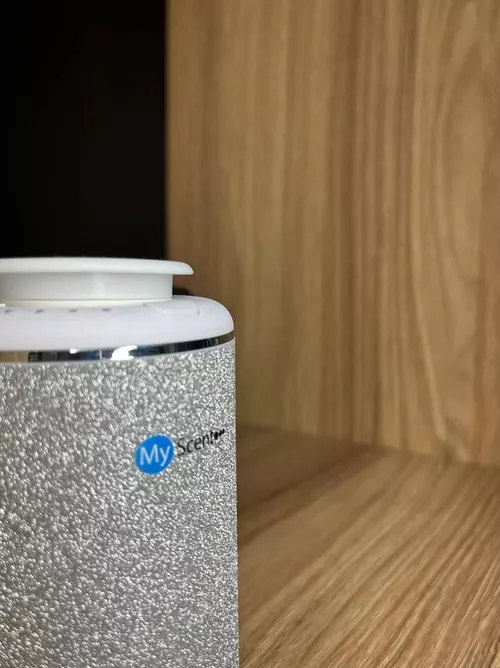 купить Ароматизатор для автомобиля Myscent Aroma difusser A USB + aroma oil 10ml Black Tea (A0110H) в Кишинёве 