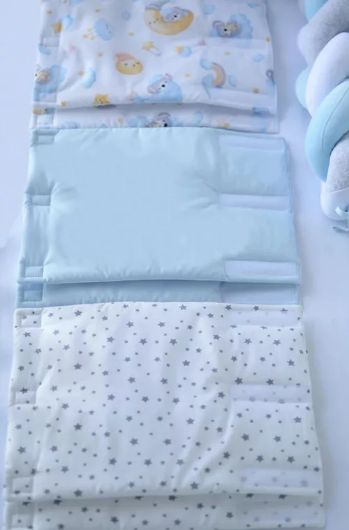 cumpără Protecție laterală pentru pătuț Veres 154.03.06.1 Комплект Фэнс-бампер Sleepy moon blue (6ед) în Chișinău 