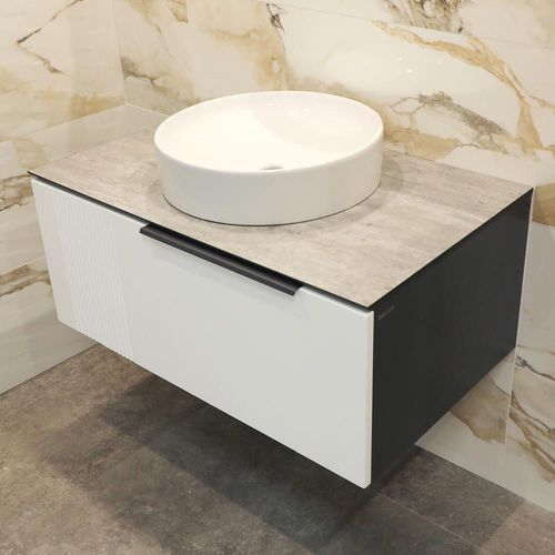 купить Столешница для умывальника Bayro Wings 800x520 панель CrownLam 12мм brooklyn в Кишинёве 