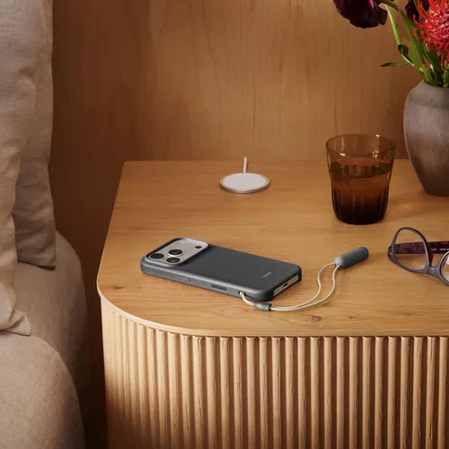 cumpără Husă pentru smartphone Apple Beats iPhone 17 Pro Kickstand Case with MagSafe and Camera Control - Granite Gray MGY74LL/A în Chișinău 