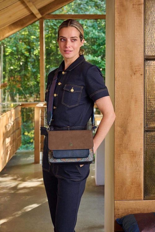 купить Сумка плечевая Pip Studio 51.273.447 Fenna Cross Body Bag Medium Jabali Blue 25x7x20cm Blue в Кишинёве 