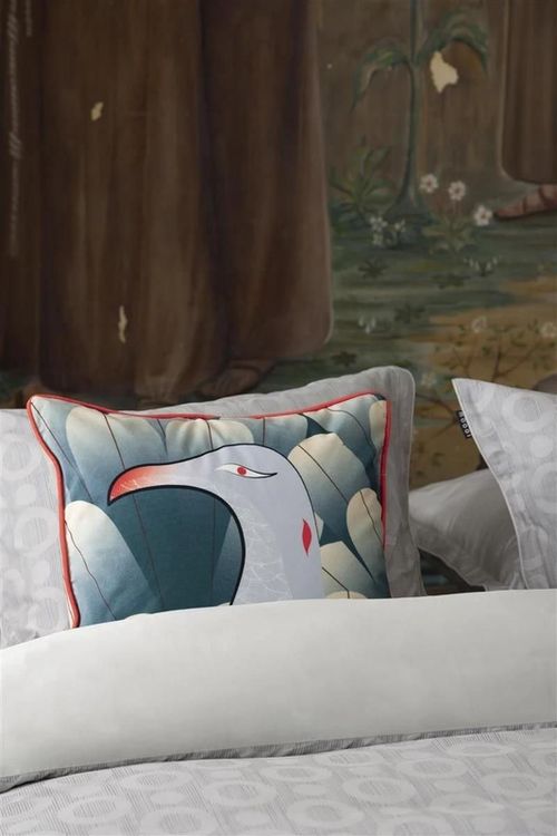 cumpără Lenjerie de pat Moooi 239553 Calligraphy Bird Cushion 50x50 Multi în Chișinău 
