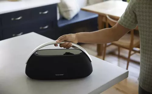 купить Колонка портативная Bluetooth Harman Kardon GO + Play 3 Black в Кишинёве 