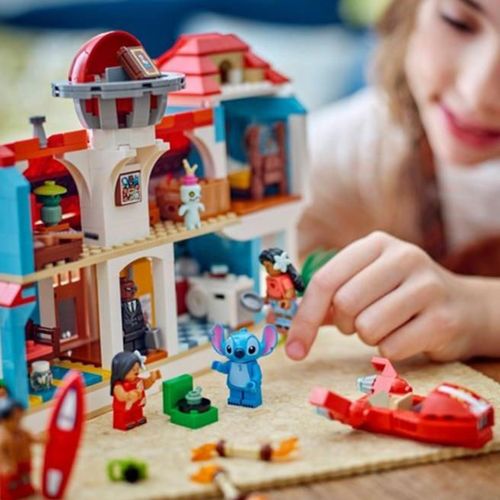 cumpără Set de construcție Lego 43268 Disney Lilo and Stitch Beach House în Chișinău 