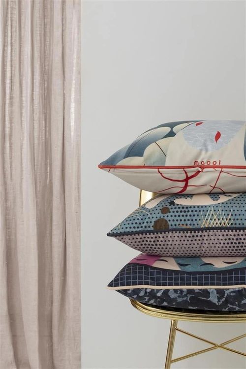 cumpără Lenjerie de pat Moooi 239555 Armoured Boar Cushion 50x50 Multi în Chișinău 