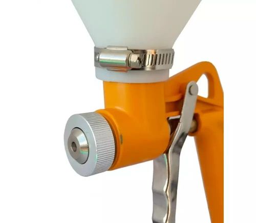 cumpără Aerograf Hoteche A831421 Пистолет хоппер ковш 3.5/6/8mm 3.5bar 4.5L în Chișinău 