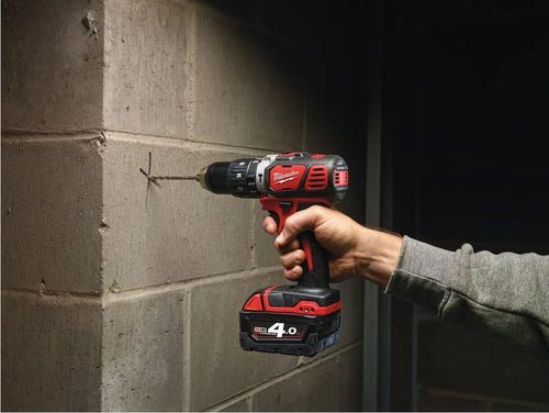 купить Шуруповёрт Milwaukee M18BPD-202C 4933443515 в Кишинёве 