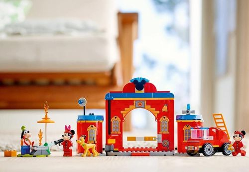 купить Конструктор Lego 10776 Mickey & Friends Fire Truck & Station в Кишинёве 