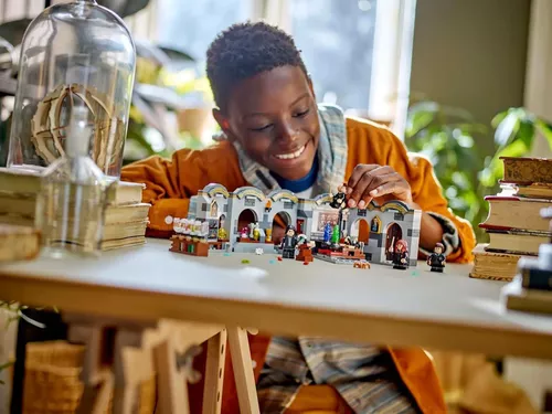 купить Конструктор Lego 76431 Harry Potter Замок Хогвартс: урок зелий в Кишинёве 