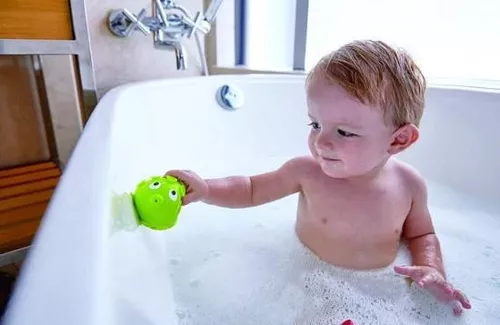 купить Аксессуар для купания Hape E0208A ROCK POOL SQUIRTERS в Кишинёве 