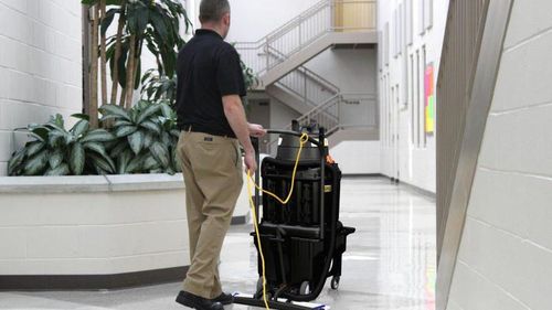 cumpără Mașină de spălat pardoseli Tennant AUTOVAC240VEU KAIVAC AUTOVAC 240V în Chișinău 