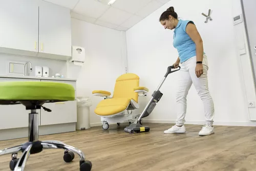 купить Пылесос моющий Karcher 1.783-055.0 BR 30/1 C Bp Pack 18/25 в Кишинёве 
