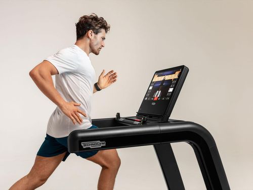 cumpără Banda de alergat Technogym 9498 Artis Run (max.220kg) în Chișinău 