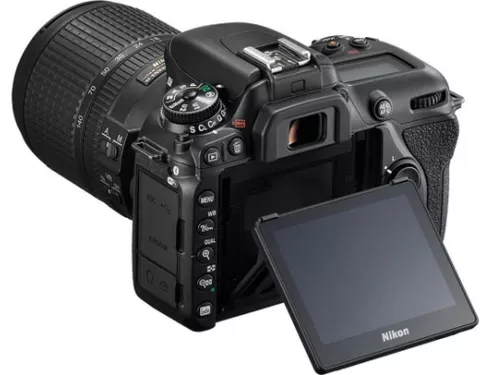 cumpără Aparat foto DSLR Nikon D7500 kit 18-140VR în Chișinău 