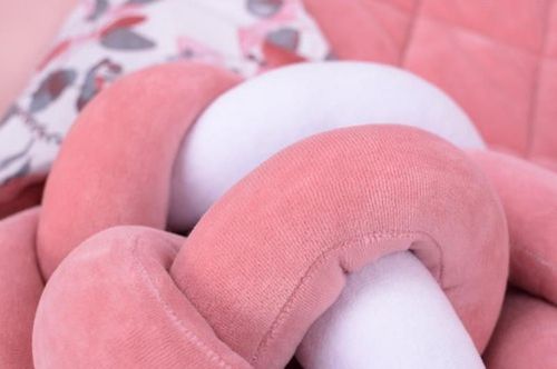 купить Детское постельное белье Veres 218.10 Velour Powdery leaves (5ед.) в Кишинёве 