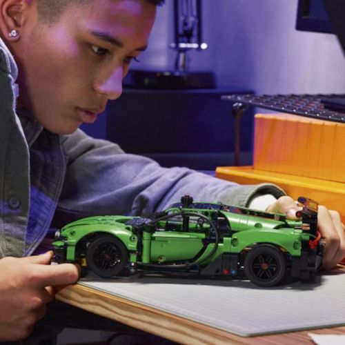 купить Конструктор Lego 42241 Technic. Hipermașina verde Bugatti Chiron Pur Sport в Кишинёве 