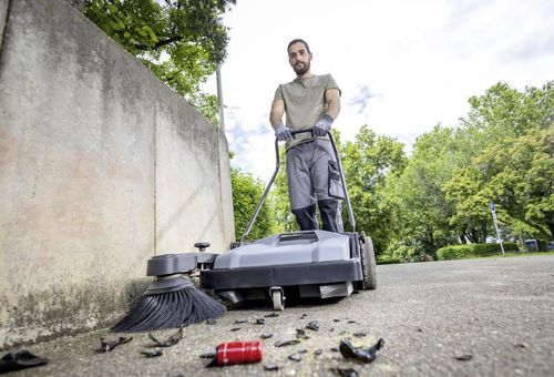 купить Подметальная машина Karcher KM 70/15 C Classic (1.517-111.0) в Кишинёве 