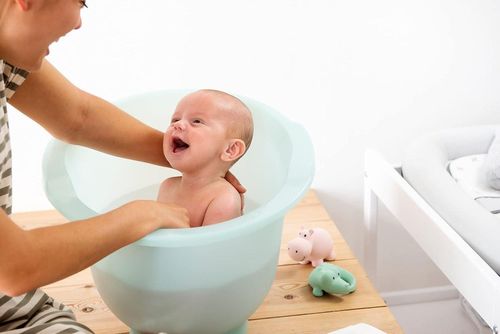 купить Ванночка Doomoo 40064001 Cadita ergonomica pentru baita bebelusului Shantala Mint в Кишинёве 
