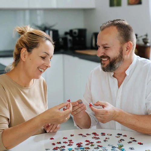 cumpără Puzzle Trefl 14819 Puzzles - 100 Glitter - Memories of Bella and Ariel / Disney Princess în Chișinău 