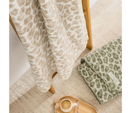 купить Плед s.Oliver 2657/300 Jacquar Decke 150х200 Beige в Кишинёве 