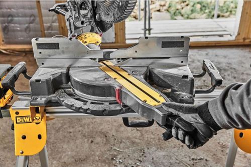 cumpără Scule electrice staționare DeWalt DCS781N-XJ Debitor culisant în Chișinău 