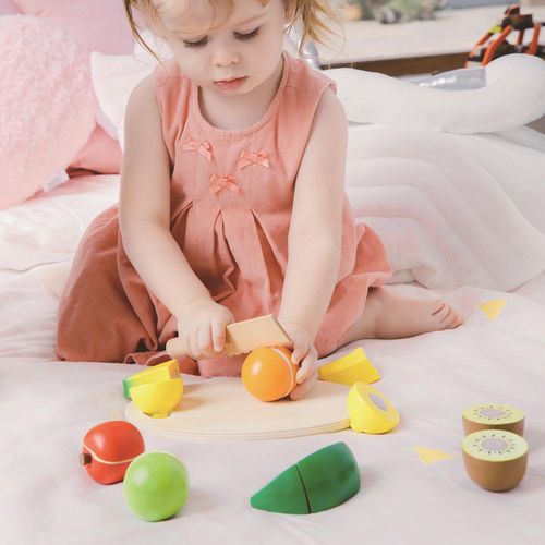 cumpără Bucătărie și veselă de jucărie Classic World 2824 режущие фрукты în Chișinău 