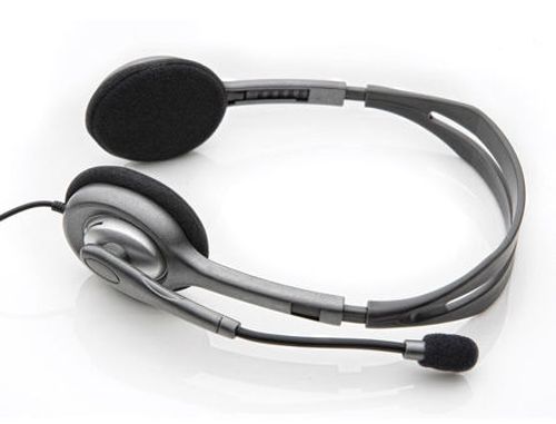 cumpără Logitech H110 Grey Stereo Headset, Headset: 20Hz-20kHz, Microphone: 100Hz-16kHz, 2m cable, 2 x mini-jack 3.5mm 981-000271 (casti cu microfon/наушники с микрофоном) în Chișinău 