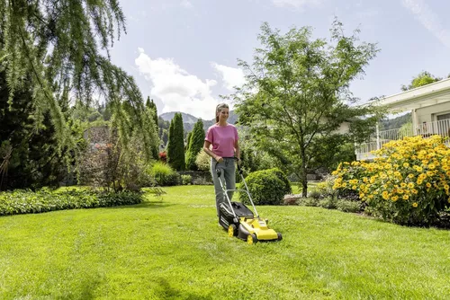 cumpără Mașini de tuns iarba Karcher LMO 3-18 Battery (1.445-410.0) în Chișinău 