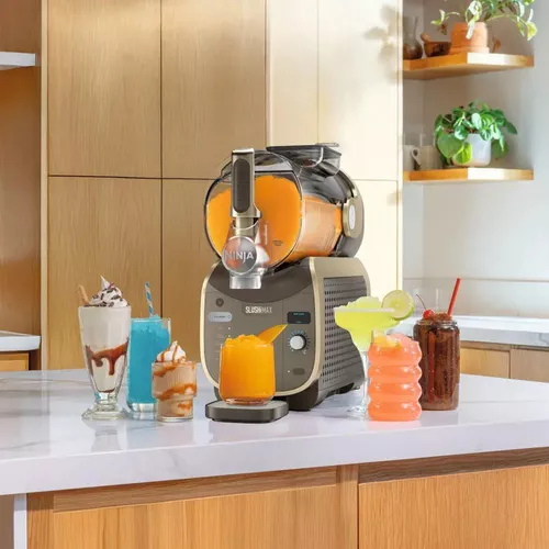 cumpără Aparat pentru înghețată NINJA FS605EUBR Aparat granita pentru desert Slushi MAX în Chișinău 