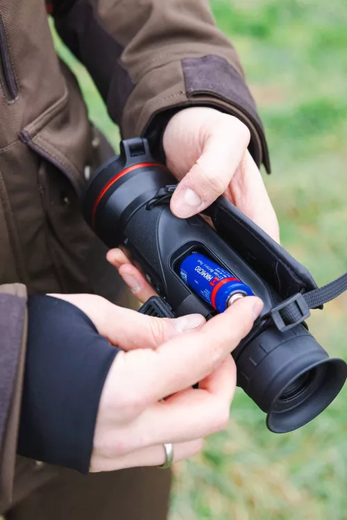 cumpără Dispozitiv Night Vision HikMicro FALCON FQ35 2.0 în Chișinău 