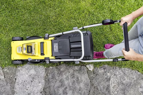 cumpără Mașini de tuns iarba Karcher LMO 3-18 Battery (1.445-410.0) în Chișinău 
