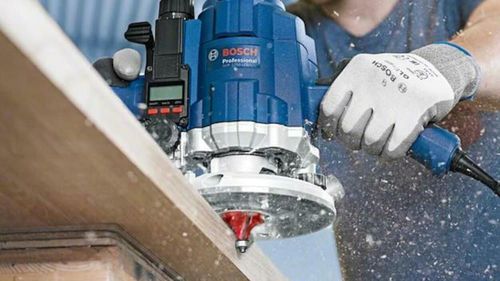 cumpără Set de tubulare, bite, duze Bosch Freza pentru lemn Flush trim D6.35 (2608629673) în Chișinău 