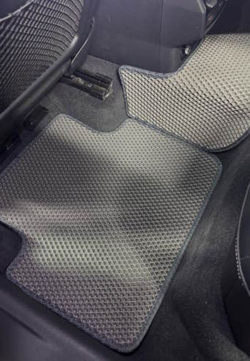 купить Коврик для автомобиля Aileron 61128 Audi Q3 (F3) (2018-) салон (3D с подпятником)(Крепеж2) в Кишинёве 