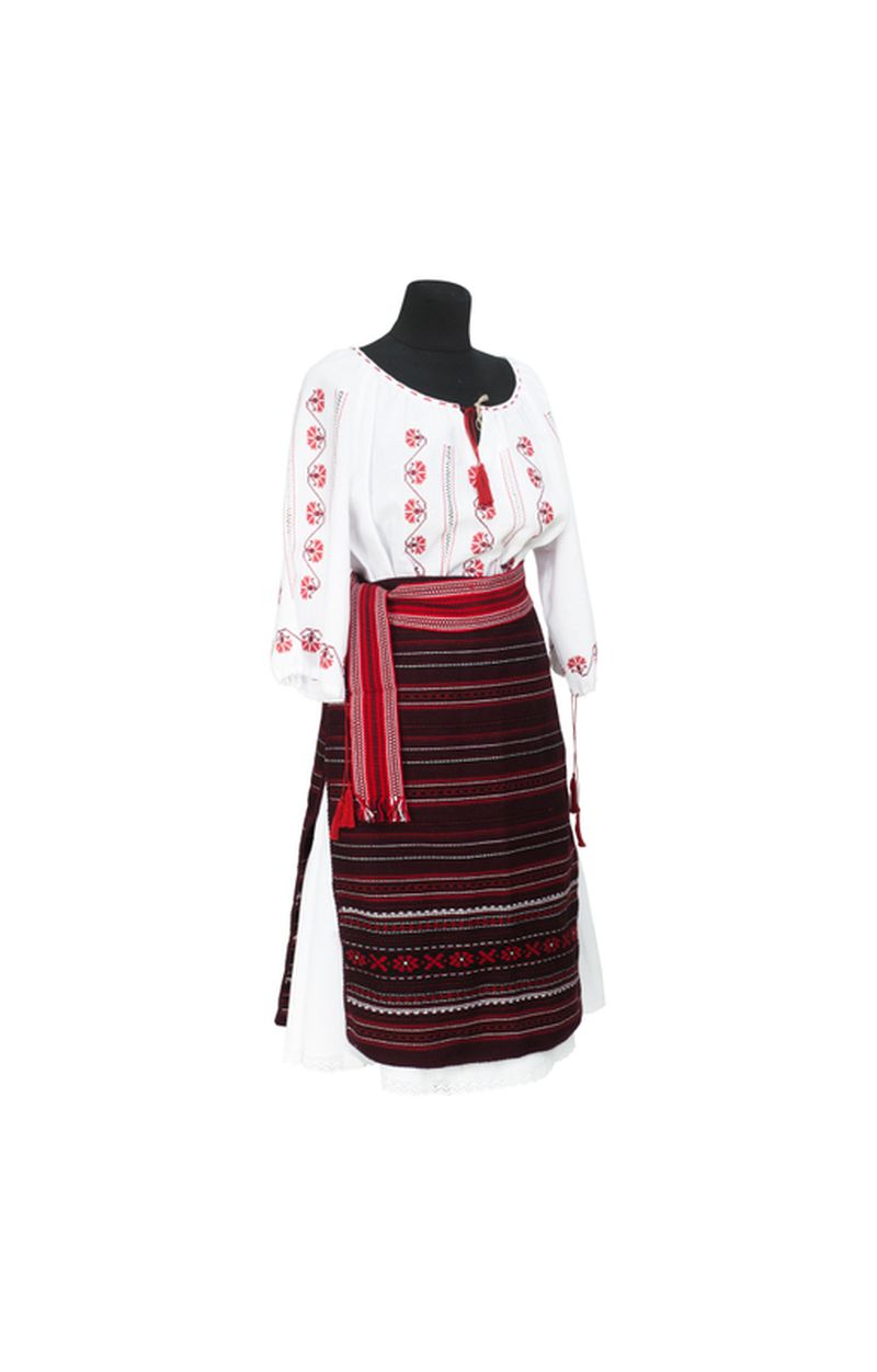 Costum traditional dame